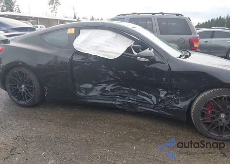 2012 Hyundai Genesis 3.8 Track z USA, uszkodzony, nr VIN KMHHU6KH4CU076794